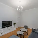 Lägenhet Riverside 1 Bd By Domvia